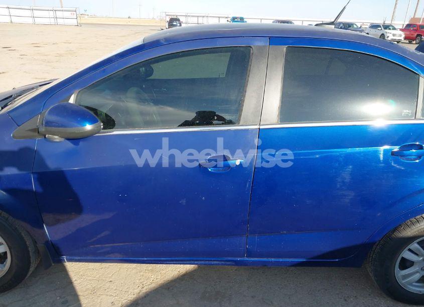 Photo 14 of 2013 Chevrolet Sonic LT AUTO (VIN 1G1JC5SH4D4254569)