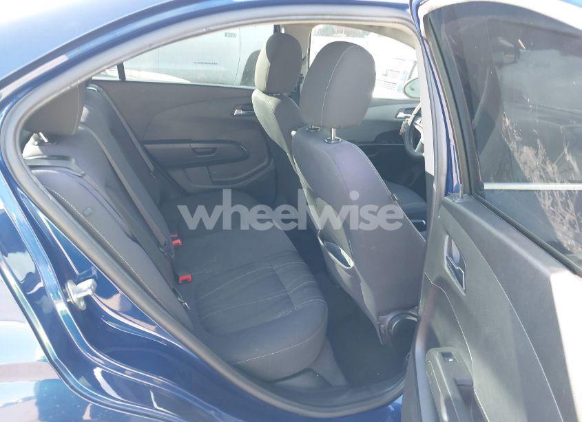 Photo 8 of 2013 Chevrolet Sonic LT AUTO (VIN 1G1JC5SH4D4254569)