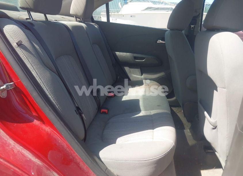 Photo 8 of 2014 Chevrolet Sonic LT AUTO (VIN 1G1JC5SH4E4142811)