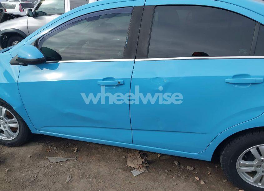 Photo 14 of 2014 Chevrolet Sonic LT AUTO (VIN 1G1JC5SH4E4156689)