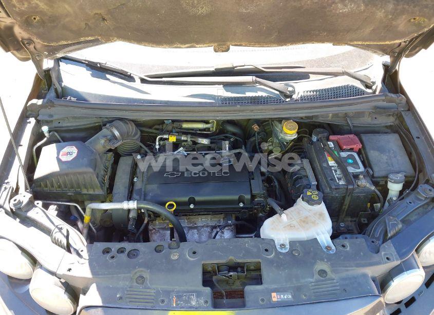 Photo 10 of 2014 Chevrolet Sonic LT AUTO (VIN 1G1JC5SH4E4189210)