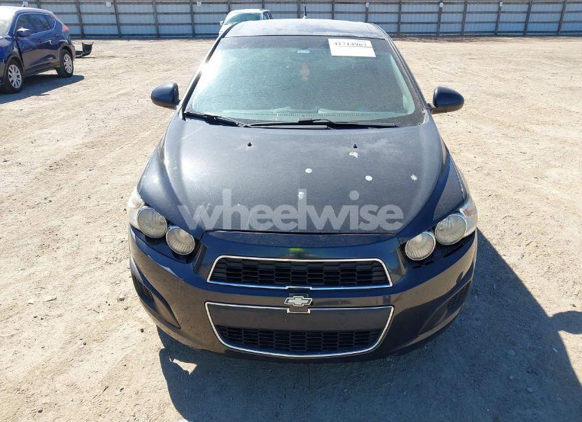 Photo 6 of 2014 Chevrolet Sonic LT AUTO (VIN 1G1JC5SH4E4189210)