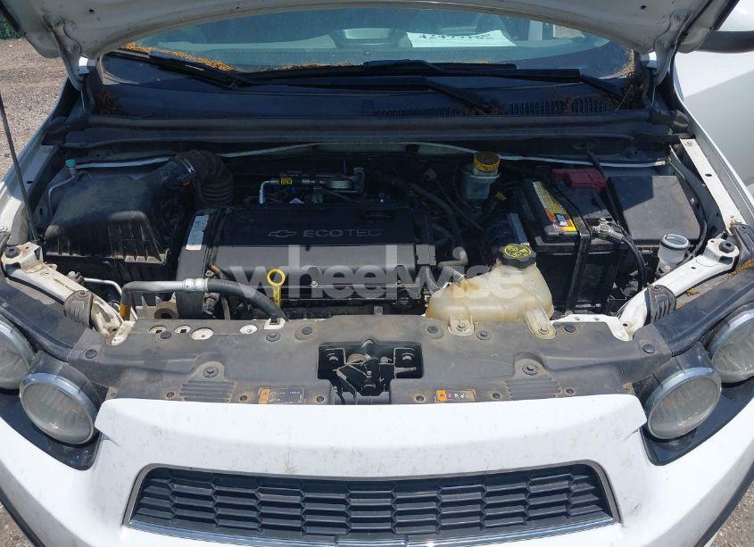 Photo 10 of 2014 Chevrolet Sonic LT AUTO (VIN 1G1JC5SH4E4243377)