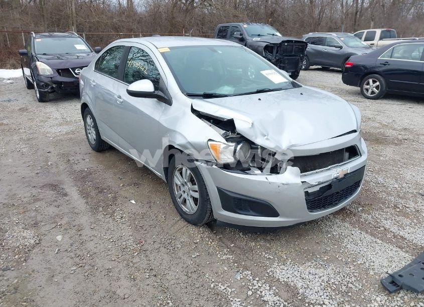 2015 Chevrolet Sonic LT AUTO (VIN 1G1JC5SH4F4106134) main photo