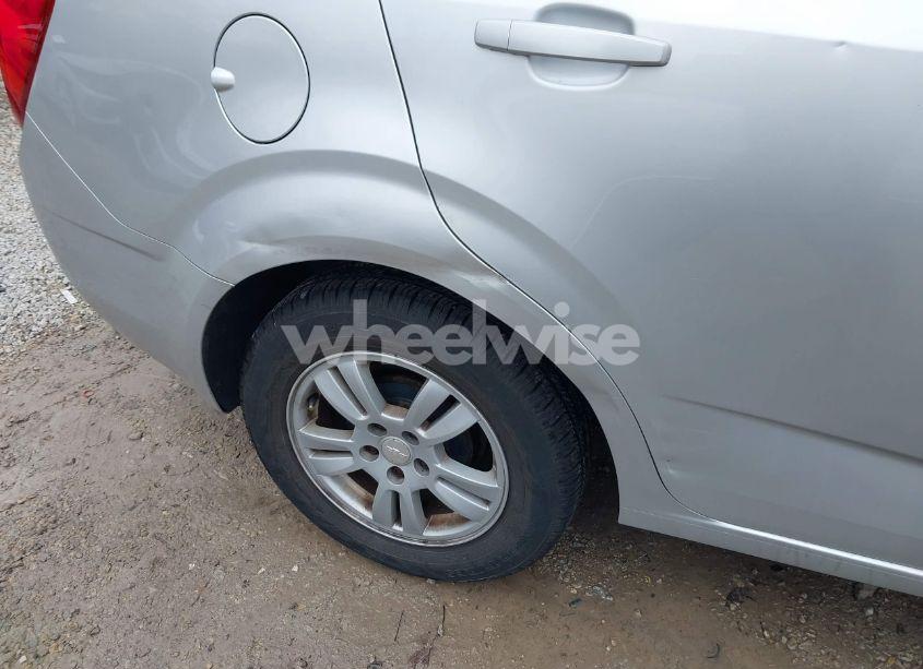 Photo 19 of 2015 Chevrolet Sonic LT AUTO (VIN 1G1JC5SH4F4106134)