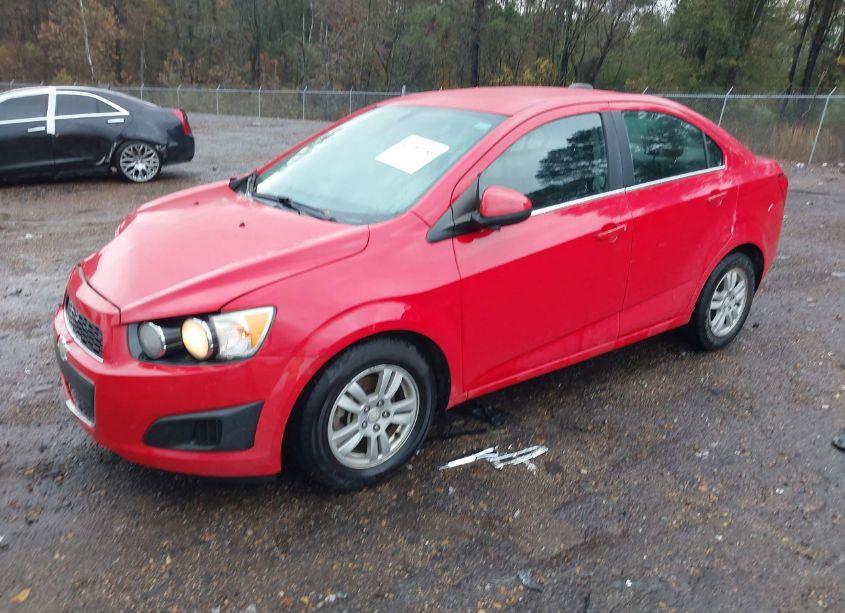 Photo 2 of 2015 Chevrolet Sonic LT AUTO (VIN 1G1JC5SH4F4159741)