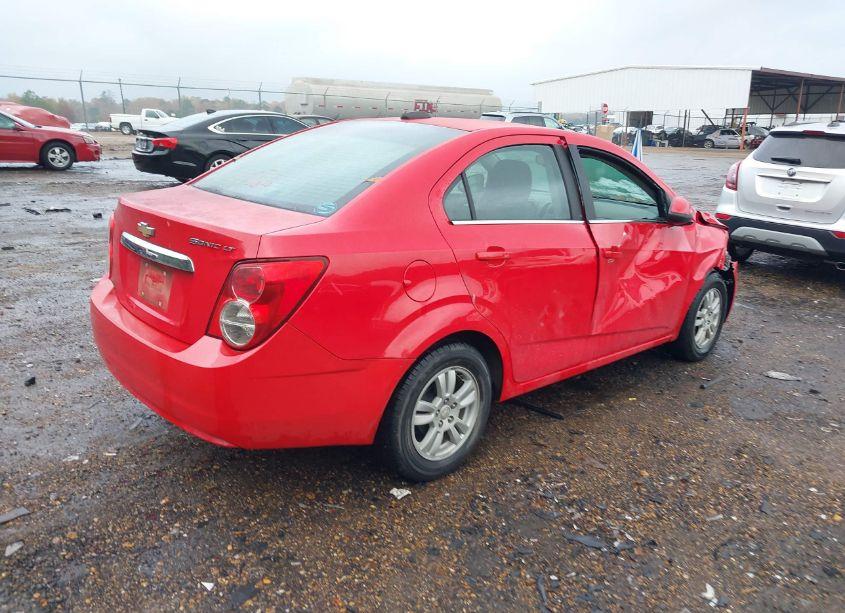 Photo 4 of 2015 Chevrolet Sonic LT AUTO (VIN 1G1JC5SH4F4159741)
