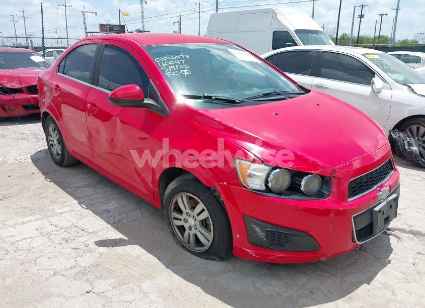 2015 Chevrolet Sonic LT AUTO (VIN 1G1JC5SH4F4160047) main photo