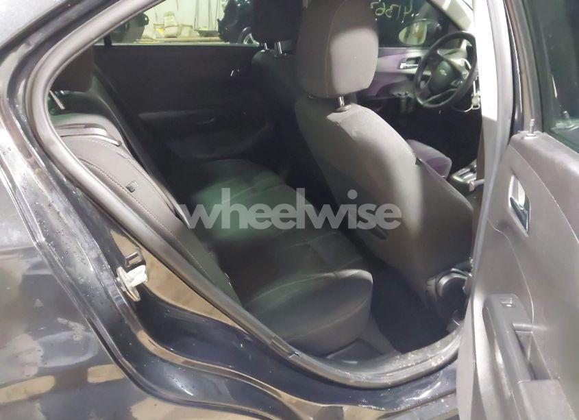 Photo 8 of 2015 Chevrolet Sonic LT AUTO (VIN 1G1JC5SH4F4175423)