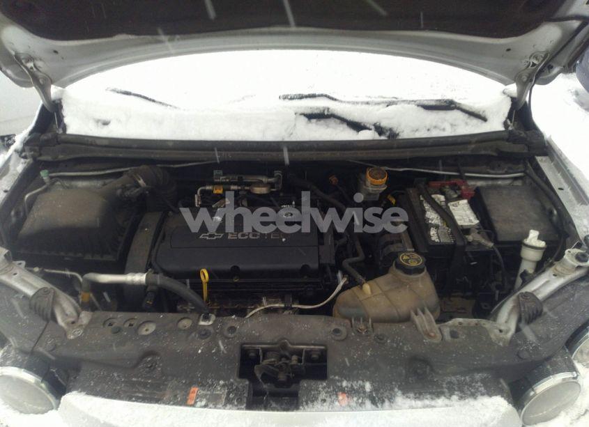 Photo 10 of 2015 Chevrolet Sonic LT AUTO (VIN 1G1JC5SH4F4210056)