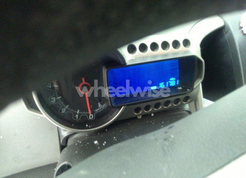 Photo 7 of 2015 Chevrolet Sonic LT AUTO (VIN 1G1JC5SH4F4210056)