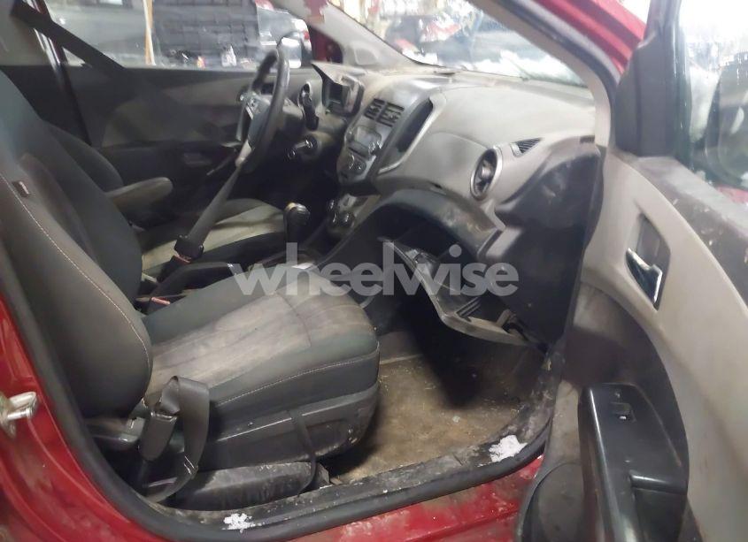 Photo 5 of 2012 Chevrolet Sonic 2LT (VIN 1G1JC5SH5C4125500)