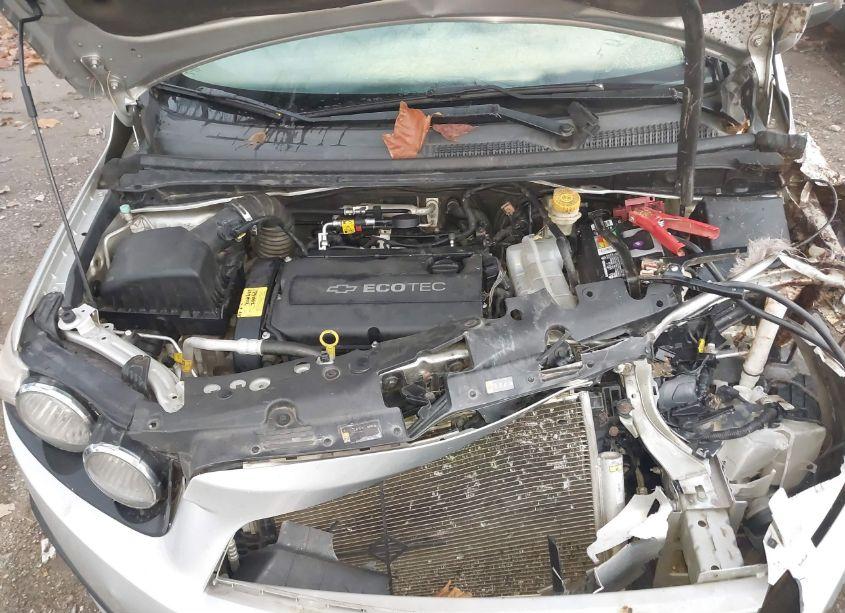 Photo 10 of 2012 Chevrolet Sonic 2LT (VIN 1G1JC5SH5C4132964)