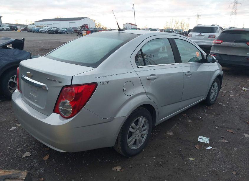Photo 4 of 2012 Chevrolet Sonic 2LT (VIN 1G1JC5SH5C4132964)