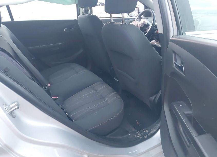 Photo 8 of 2012 Chevrolet Sonic 2LT (VIN 1G1JC5SH5C4132964)