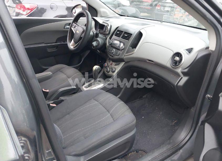 Photo 5 of 2012 Chevrolet Sonic 2LT (VIN 1G1JC5SH5C4164832)