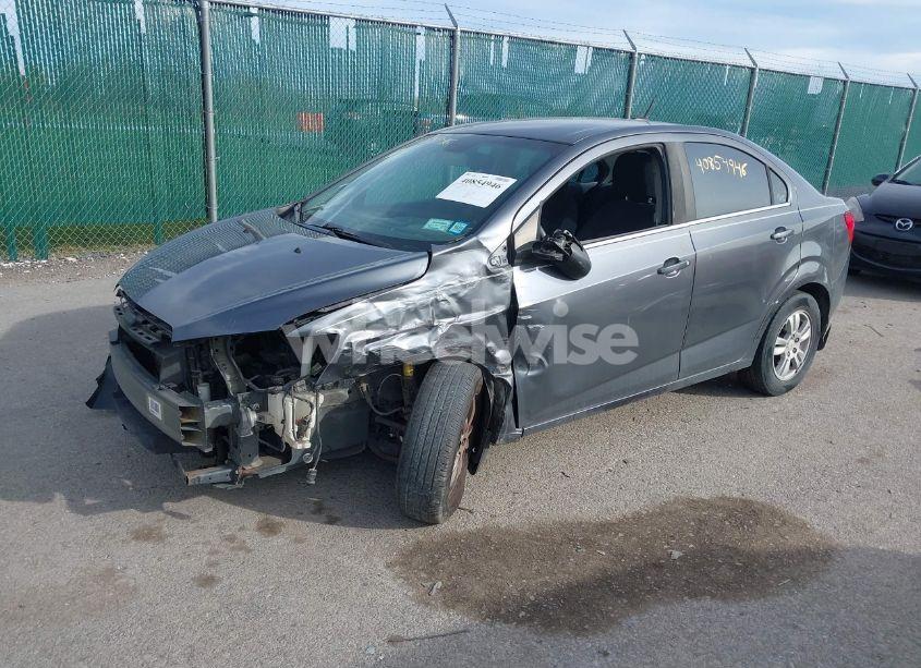 Photo 2 of 2012 Chevrolet Sonic 2LT (VIN 1G1JC5SH5C4167049)