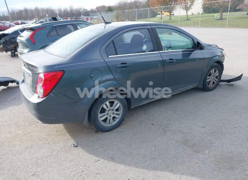 Photo 4 of 2012 Chevrolet Sonic 2LT (VIN 1G1JC5SH5C4167049)