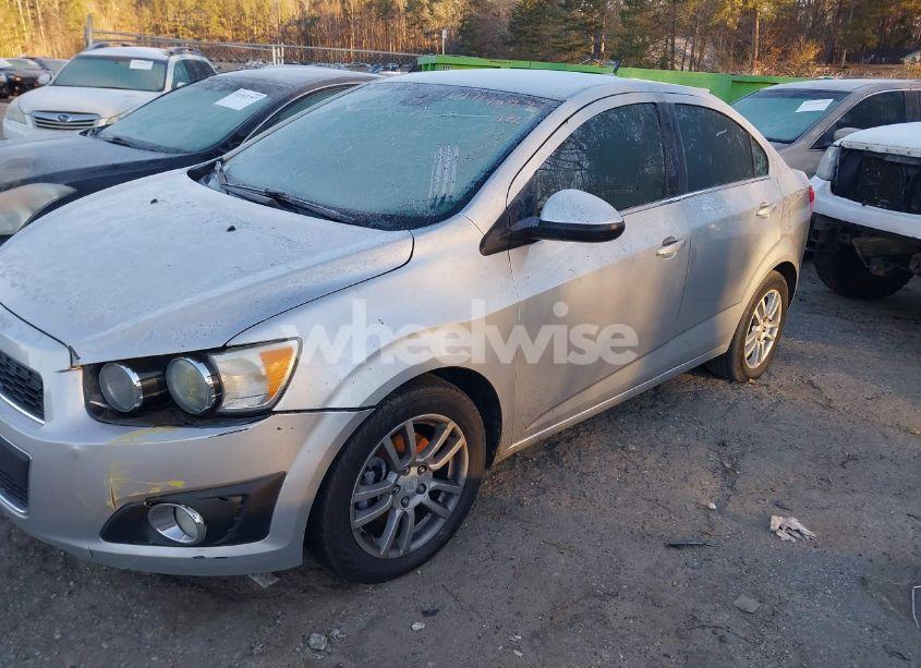 Photo 2 of 2012 Chevrolet Sonic 2LT (VIN 1G1JC5SH5C4216721)