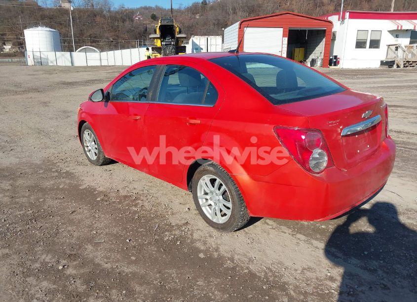 Photo 3 of 2012 Chevrolet Sonic 2LT (VIN 1G1JC5SH5C4223278)
