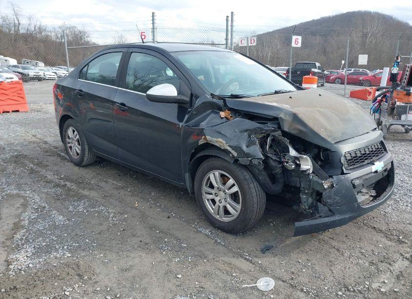 2013 Chevrolet Sonic LT AUTO (VIN 1G1JC5SH5D4118502) main photo