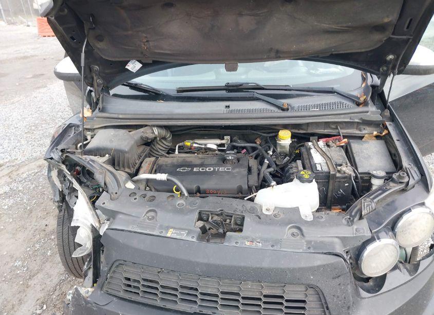 Photo 10 of 2013 Chevrolet Sonic LT AUTO (VIN 1G1JC5SH5D4118502)