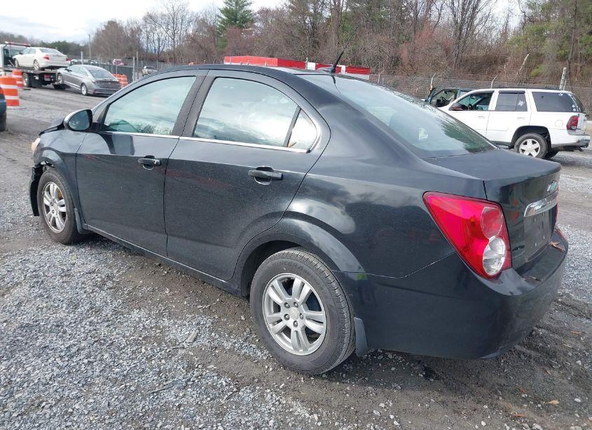 Photo 3 of 2013 Chevrolet Sonic LT AUTO (VIN 1G1JC5SH5D4118502)