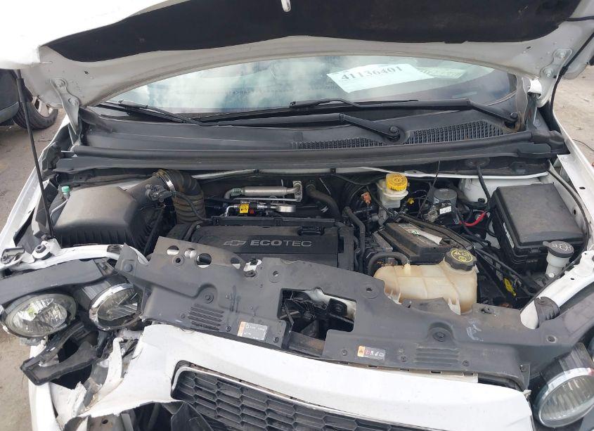 Photo 10 of 2013 Chevrolet Sonic LT AUTO (VIN 1G1JC5SH5D4215893)