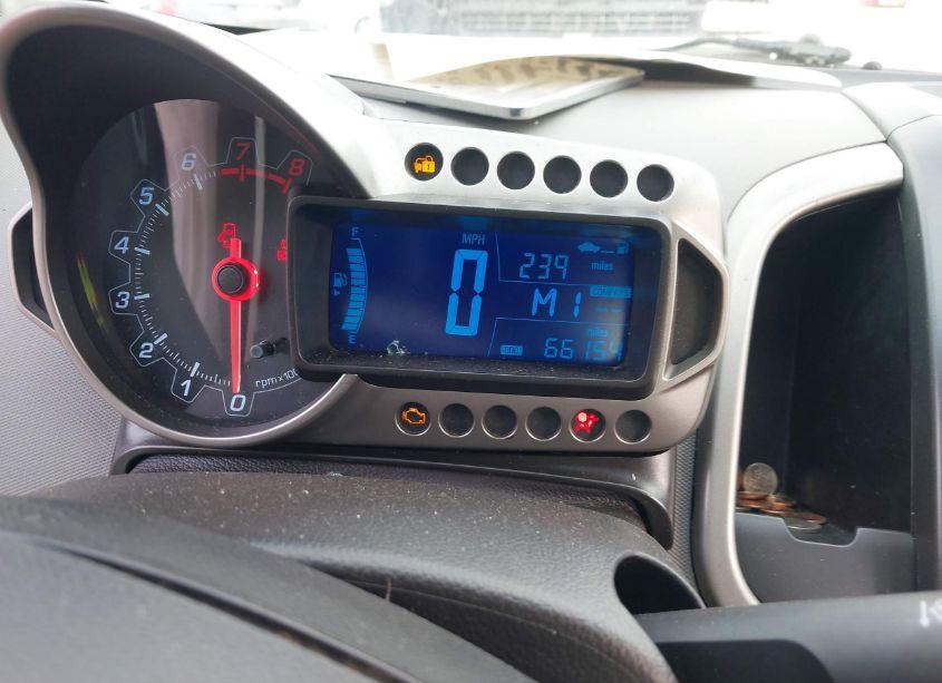 Photo 7 of 2013 Chevrolet Sonic LT AUTO (VIN 1G1JC5SH5D4215893)