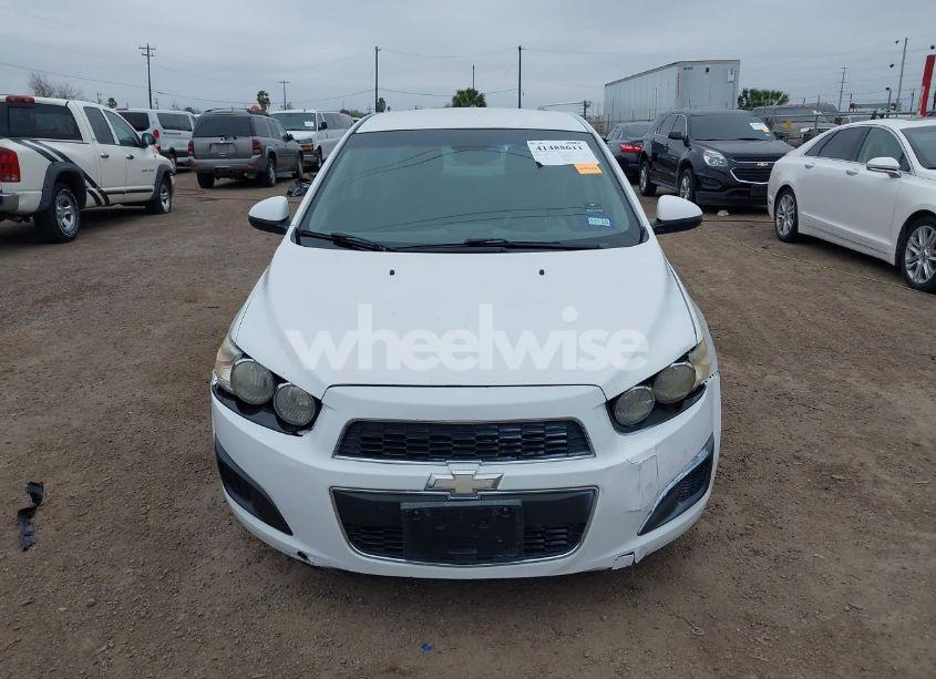 Photo 12 of 2014 Chevrolet Sonic LT AUTO (VIN 1G1JC5SH5E4101703)
