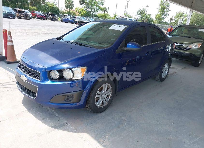 Photo 2 of 2014 Chevrolet Sonic LT AUTO (VIN 1G1JC5SH5E4158757)