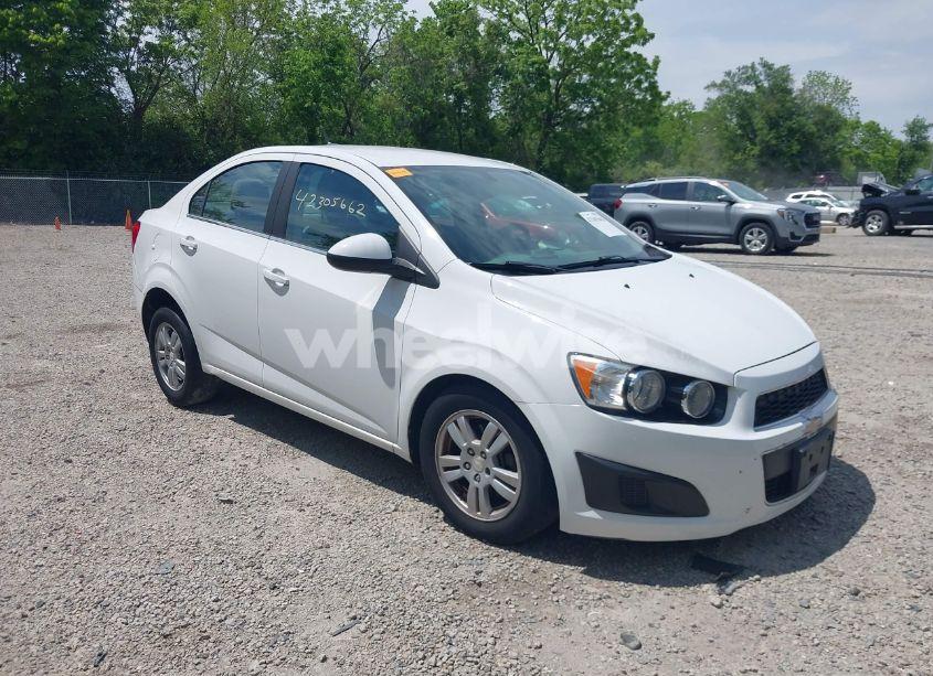 2014 Chevrolet Sonic LT AUTO (VIN 1G1JC5SH5E4187031) main photo