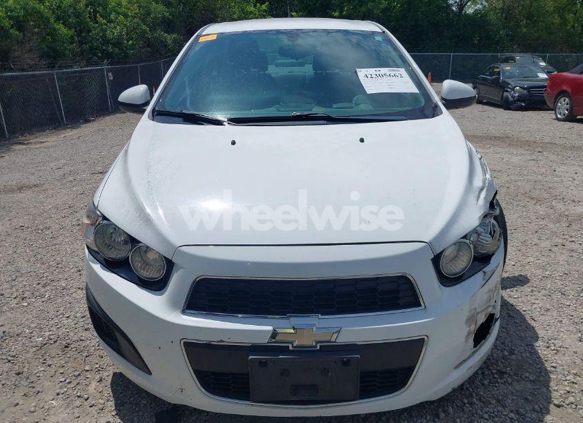 Photo 13 of 2014 Chevrolet Sonic LT AUTO (VIN 1G1JC5SH5E4187031)