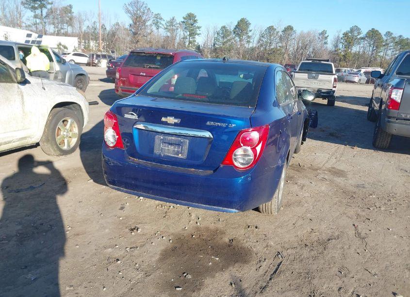 Photo 4 of 2014 Chevrolet Sonic LT AUTO (VIN 1G1JC5SH5E4227754)