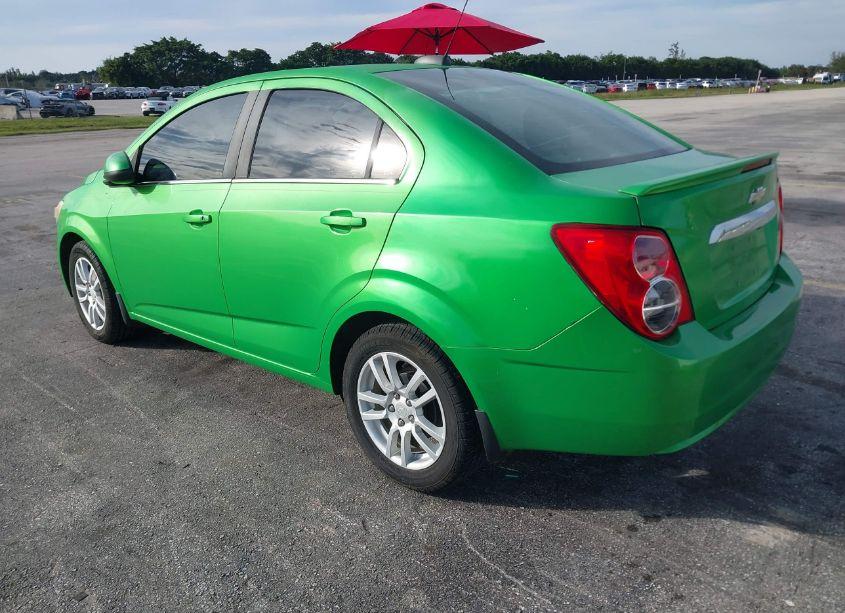 Photo 3 of 2015 Chevrolet Sonic LT AUTO (VIN 1G1JC5SH5F4111035)