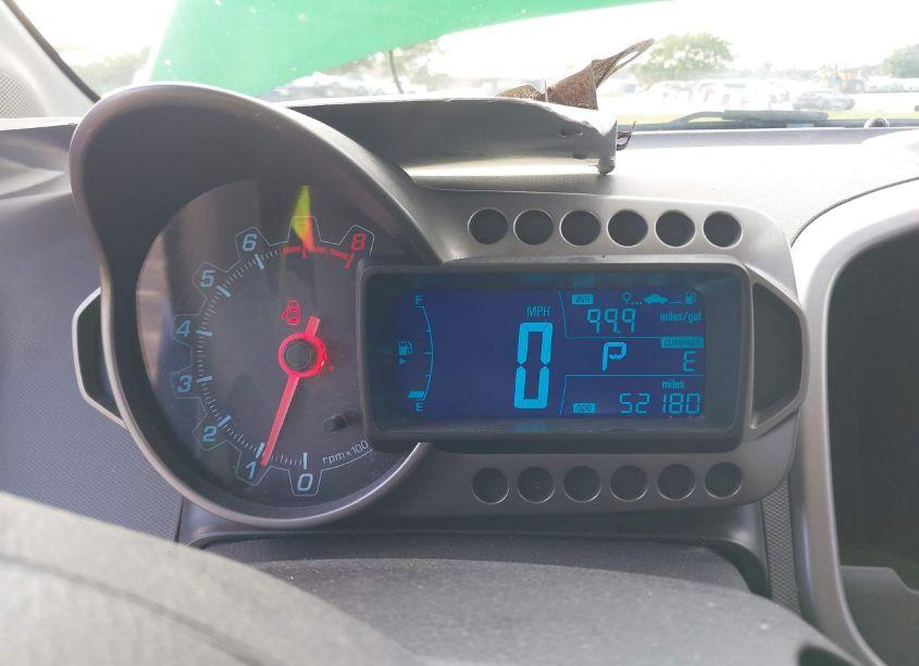 Photo 7 of 2015 Chevrolet Sonic LT AUTO (VIN 1G1JC5SH5F4111035)