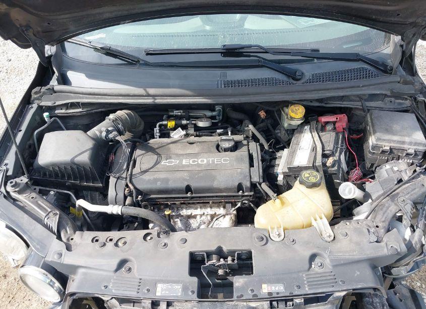 Photo 10 of 2015 Chevrolet Sonic LT AUTO (VIN 1G1JC5SH5F4115831)