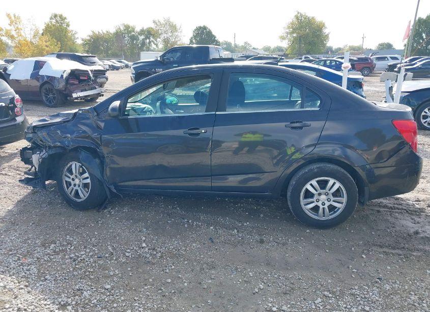 Photo 14 of 2015 Chevrolet Sonic LT AUTO (VIN 1G1JC5SH5F4115831)