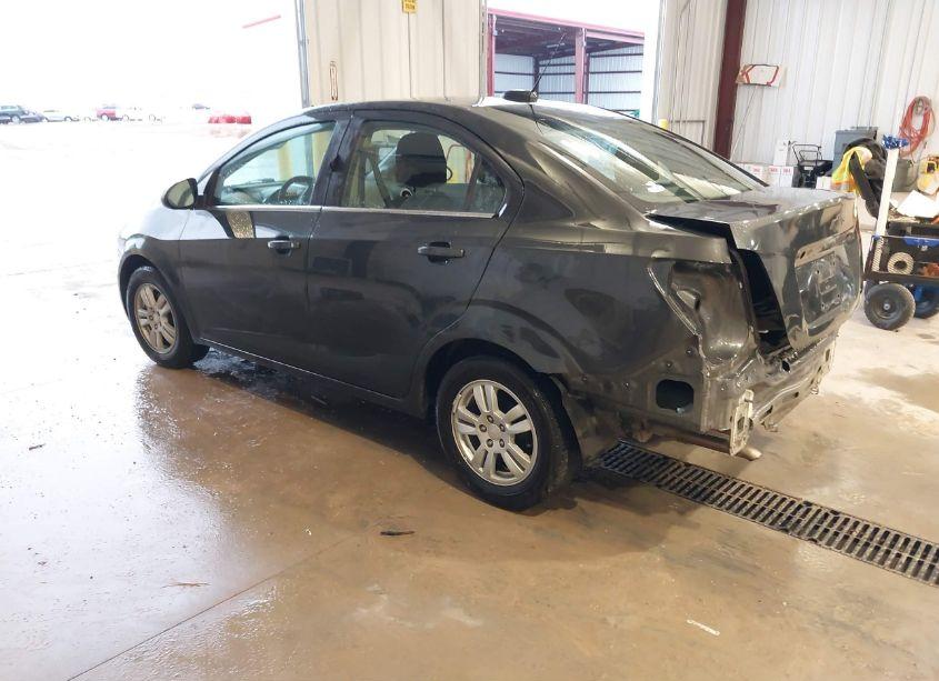 Photo 3 of 2015 Chevrolet Sonic LT AUTO (VIN 1G1JC5SH5F4117109)