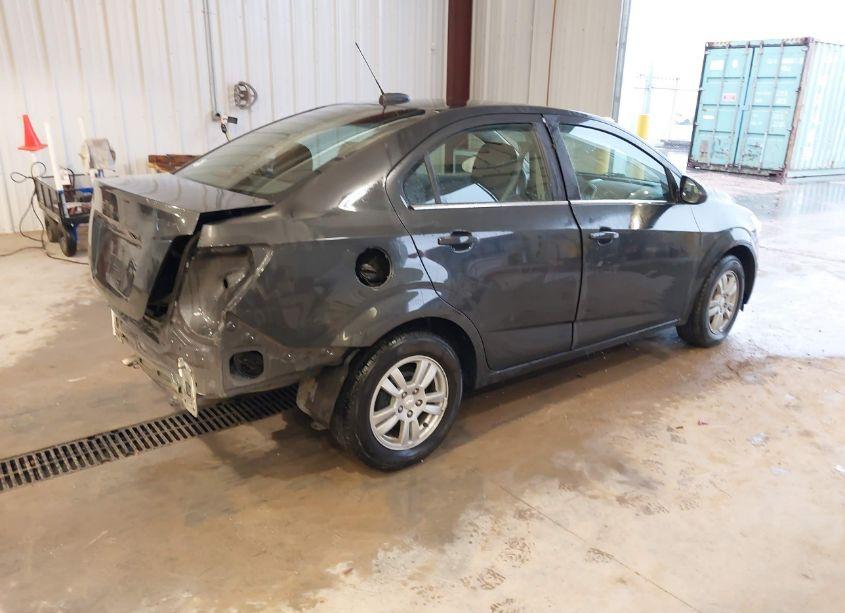 Photo 4 of 2015 Chevrolet Sonic LT AUTO (VIN 1G1JC5SH5F4117109)