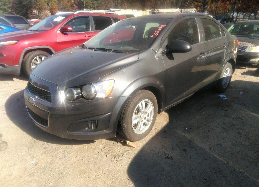Photo 2 of 2016 Chevrolet Sonic LT AUTO (VIN 1G1JC5SH5G4132128)