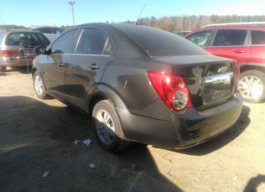 Photo 3 of 2016 Chevrolet Sonic LT AUTO (VIN 1G1JC5SH5G4132128)