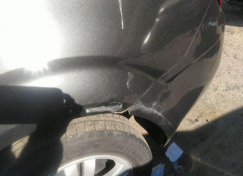 Photo 6 of 2016 Chevrolet Sonic LT AUTO (VIN 1G1JC5SH5G4132128)