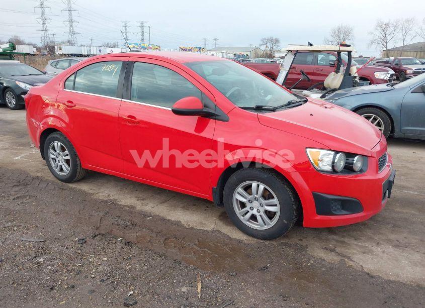 2016 Chevrolet Sonic LT AUTO (VIN 1G1JC5SH5G4133229) main photo
