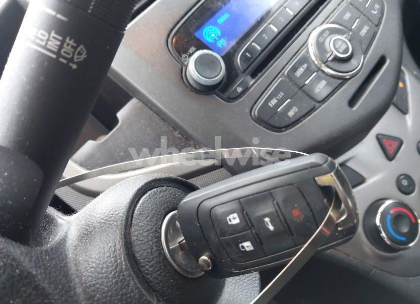 Photo 11 of 2012 Chevrolet Sonic 2LT (VIN 1G1JC5SH6C4111878)