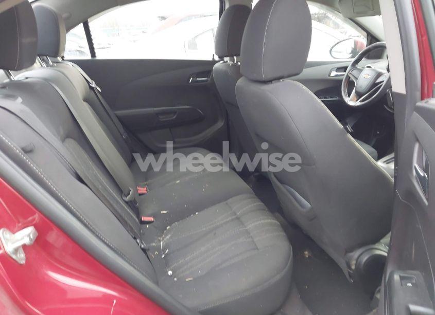 Photo 8 of 2012 Chevrolet Sonic 2LT (VIN 1G1JC5SH6C4111878)