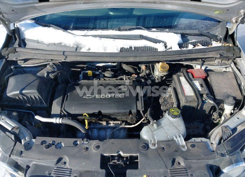 Photo 10 of 2012 Chevrolet Sonic 2LT (VIN 1G1JC5SH6C4112609)