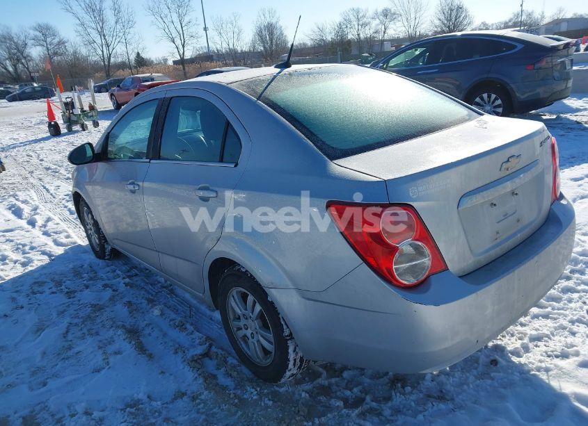 Photo 3 of 2012 Chevrolet Sonic 2LT (VIN 1G1JC5SH6C4112609)