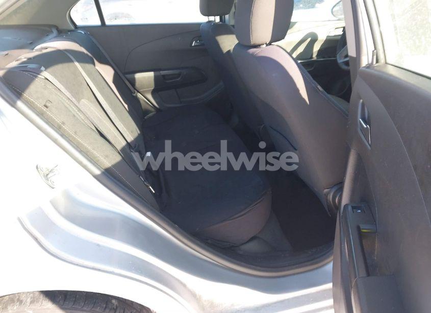 Photo 8 of 2012 Chevrolet Sonic 2LT (VIN 1G1JC5SH6C4112609)