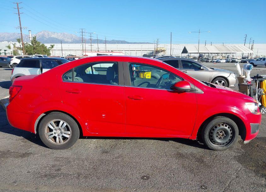 Photo 6 of 2012 Chevrolet Sonic 2LT (VIN 1G1JC5SH6C4118216)